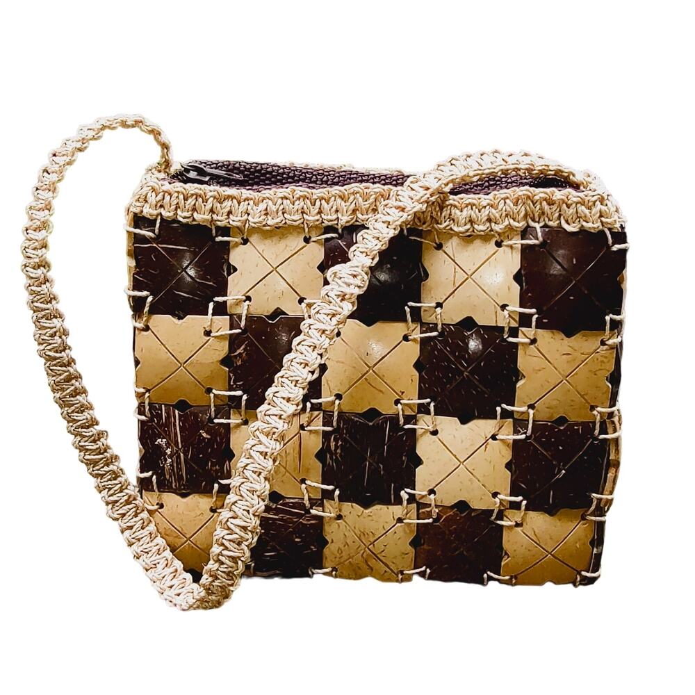 Small Square Coconut Shell Woven Handbag Purse - image 1